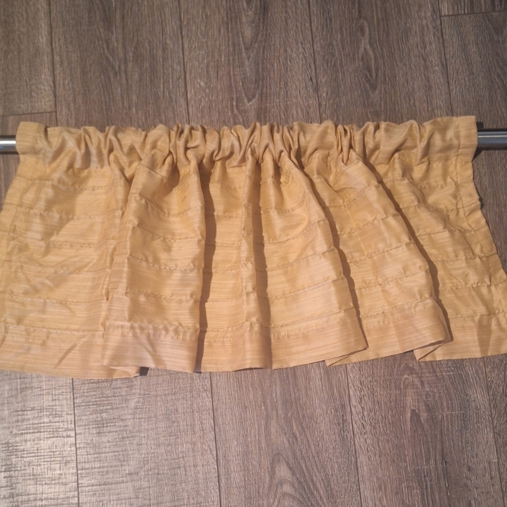 Elegant Gold Ruffled Curtain Panel